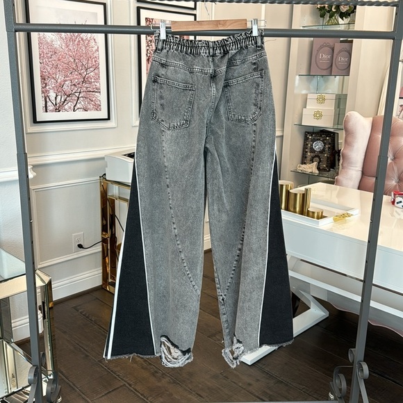 NWT WIMENS WIDE KEG JEANS SIZE S - Picture 6 of 12